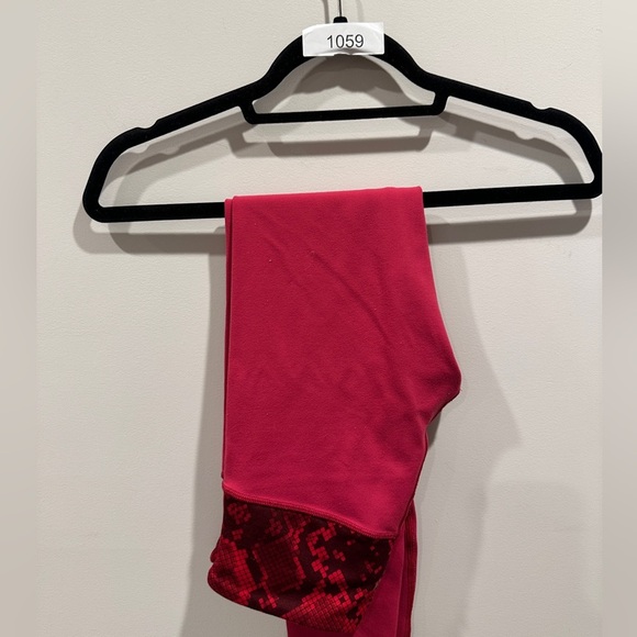 Lululemon Wunder Under Pant III Red Snake Print band - Picture 5 of 5